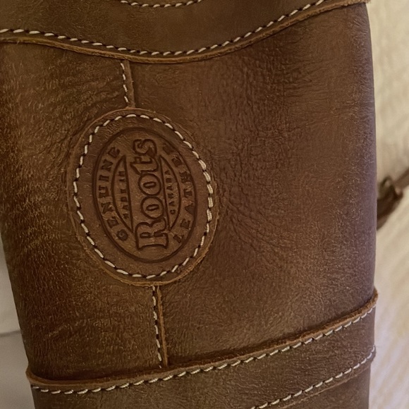 Brown roots purse with strap - Picture 2 of 6